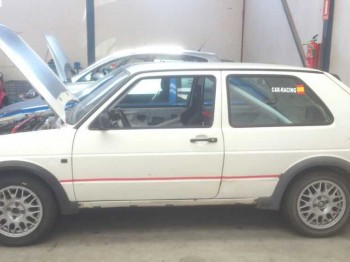 Vendo golf gti 1.800 de tierra