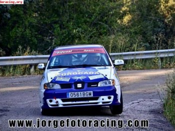 Se vende seat ibiza 1.8t g.a.