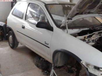 Opel corsa b 2.0 16v