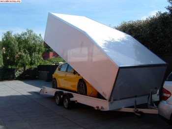 Remolque porta coches cerrado