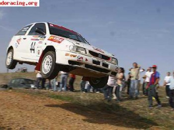 Vendo seat ibiza cupra 2.0 16v de tierra