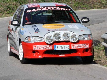 Vendo o cambio por coche de calle hyundai accent gt f-2.000.