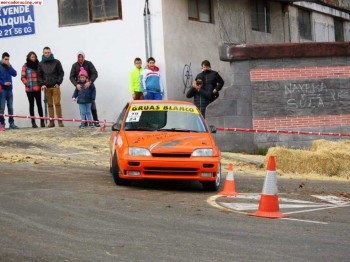 Se vende o cambia swift gti