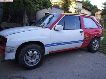 Corsa 1.6 a falta de terminar