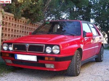 Lancia delta integrale a convenir