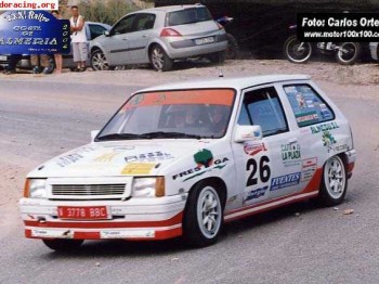 Opel corsa grupo  a  impecable