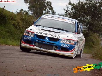 Se vende o alquila mitsubishi evo viii max gr a.