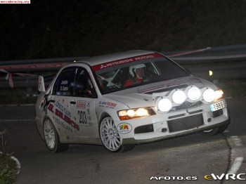 Mitsubishi lancer evo 9