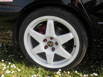 Llantas revolution millenium 18  blancas