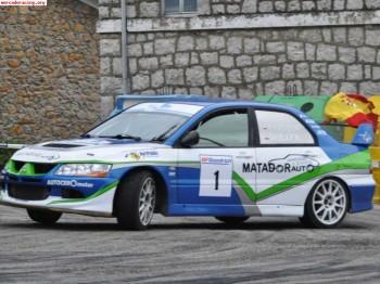 Se vende mitsubishi  max gr a