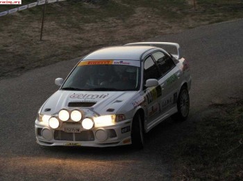Mitsubishi lancer evo iv