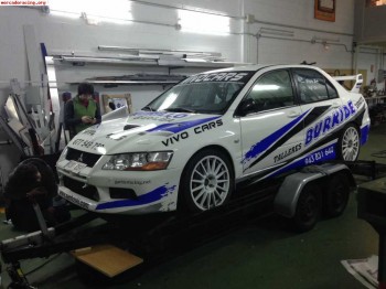 Vendo evo vii con golpe frontal  15000 euros