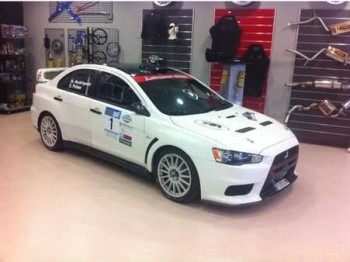 Mitsubishi evo x n  