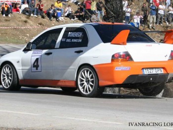Se vende mitsubishi lancer evo 9 r4