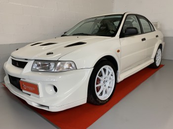 Mitsubishi lancer evolution tommi makinen rs