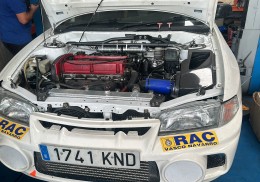 Mitsubishi evo 4 rally