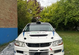 Mitsubishi evo 9