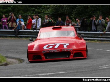 Speed car gtr