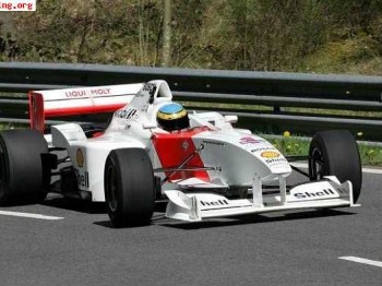 Vendo fromula 3000-nippon g-force reynard 2003 mugen v8 520 