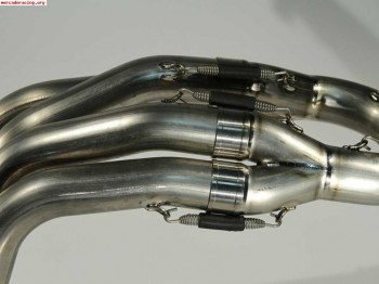Vendo colectores de titanio akrapovic (a estrenar)