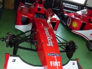 Lola b0351  mugen mf308 v8