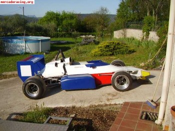 Intercambio monoplaza