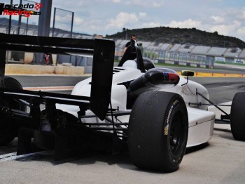 Se vende dallara f300 toyota piedrafita secuencial