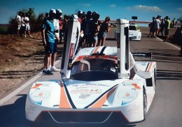 Se vende demon car gt 1000.