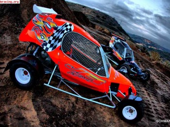 Se vende jb racing nuevo. modelo 2009