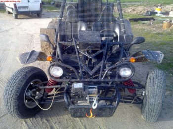 Se vende kart cross cbr 600