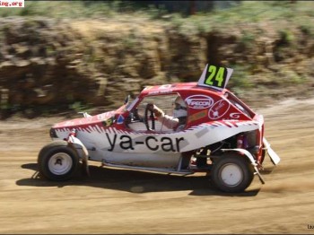 Yacarcross yamaha r6r