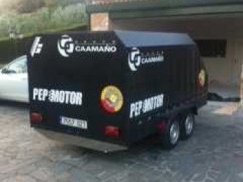 Remolque kartcross cerrado