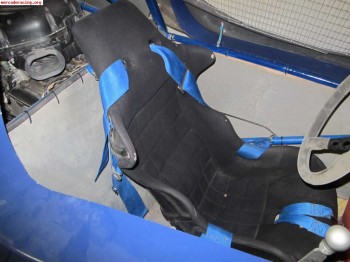 Vendo demon car  2004 con remolque