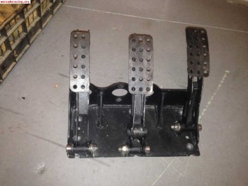 Se vende material de kartcross 