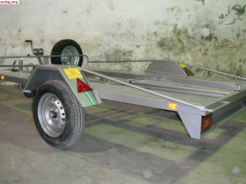 Se vende remolque para car cross