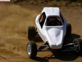 Se alquila  yacarcross para autocross y ralimix