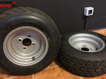 Se venden llantas con neumaticos goldspeed casi nuevos rojos