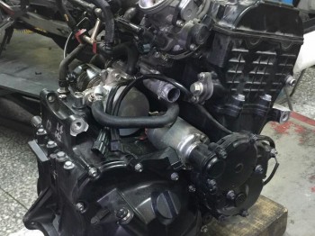 Motor kawasaki zx6r 2010