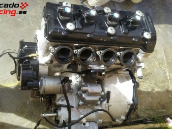 Motor suzuki gsxr 600  k7