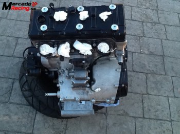 Motor suzuki k7 preparado.