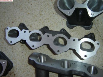 Colectores de admisión para carburación o inyección...