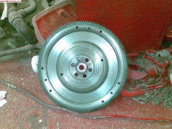 Volante de motor aligerado 124/2000.