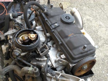 Culata peugeot 106 1360cc para carburacion y otra para inyec
