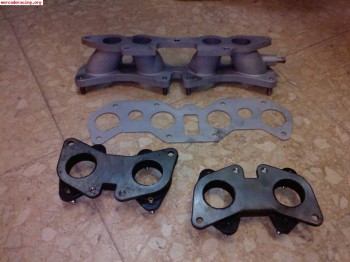 Se venden colectores adm. con gomas para 205 rallye