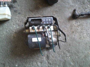 Diversas piezas de r5 gtt, megane coupe 2.0 16v. y clio 16 v