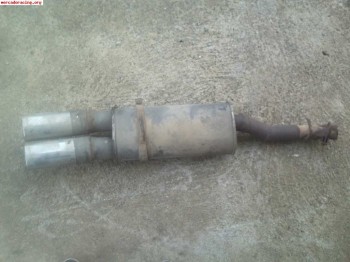 Silencioso remus de doble salida