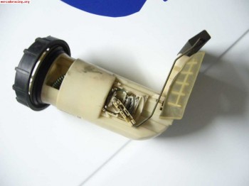  se vende bombas de gasolina