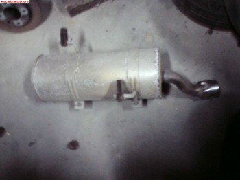 Vendo escape original de peugeot 206 1.6 16v.