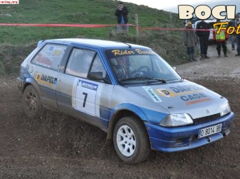 Se vende motor 1.6 8v carburacion 125cv