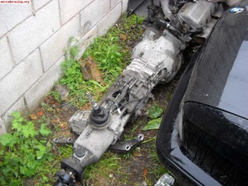 Caja de cambios de bmw 325ix con grupo central y delantero
